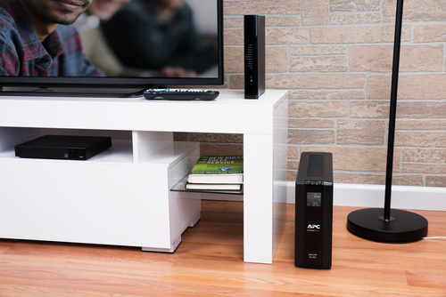 UPS APC 900 VA LINE-INT TORRE BACK BR USB